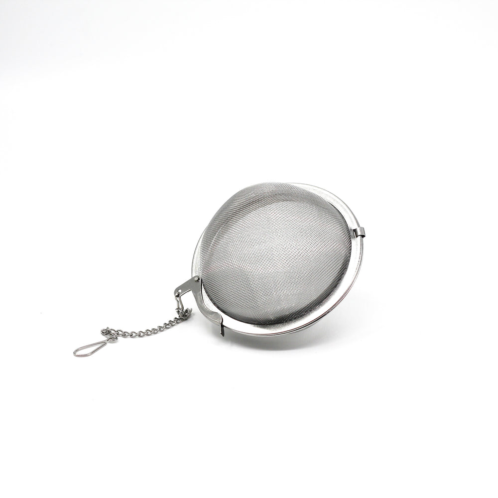 Tea ball with chain
